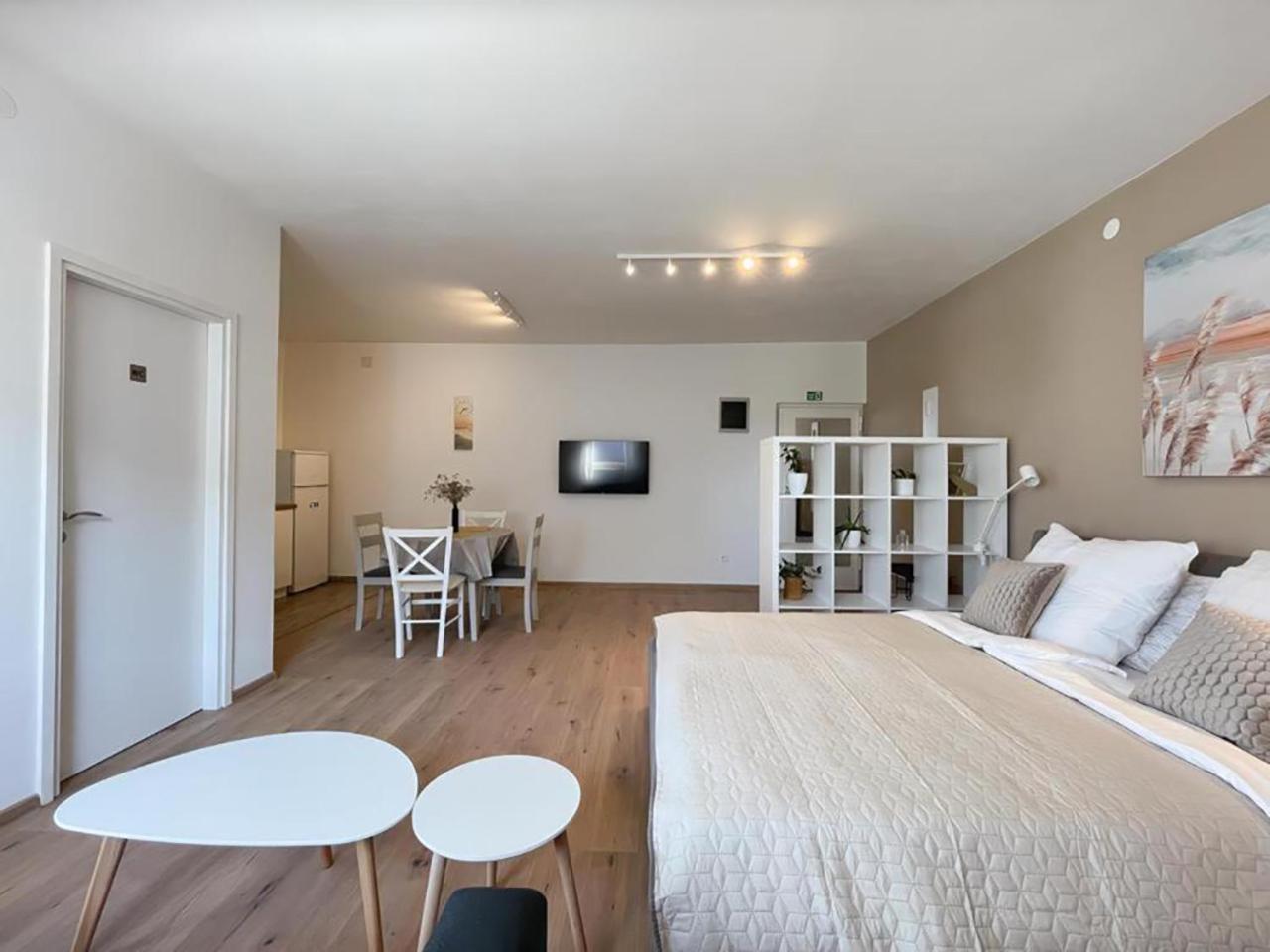 Caramel Comforts In Stinjan Only 800 Meters From The Beach Pula Luaran gambar